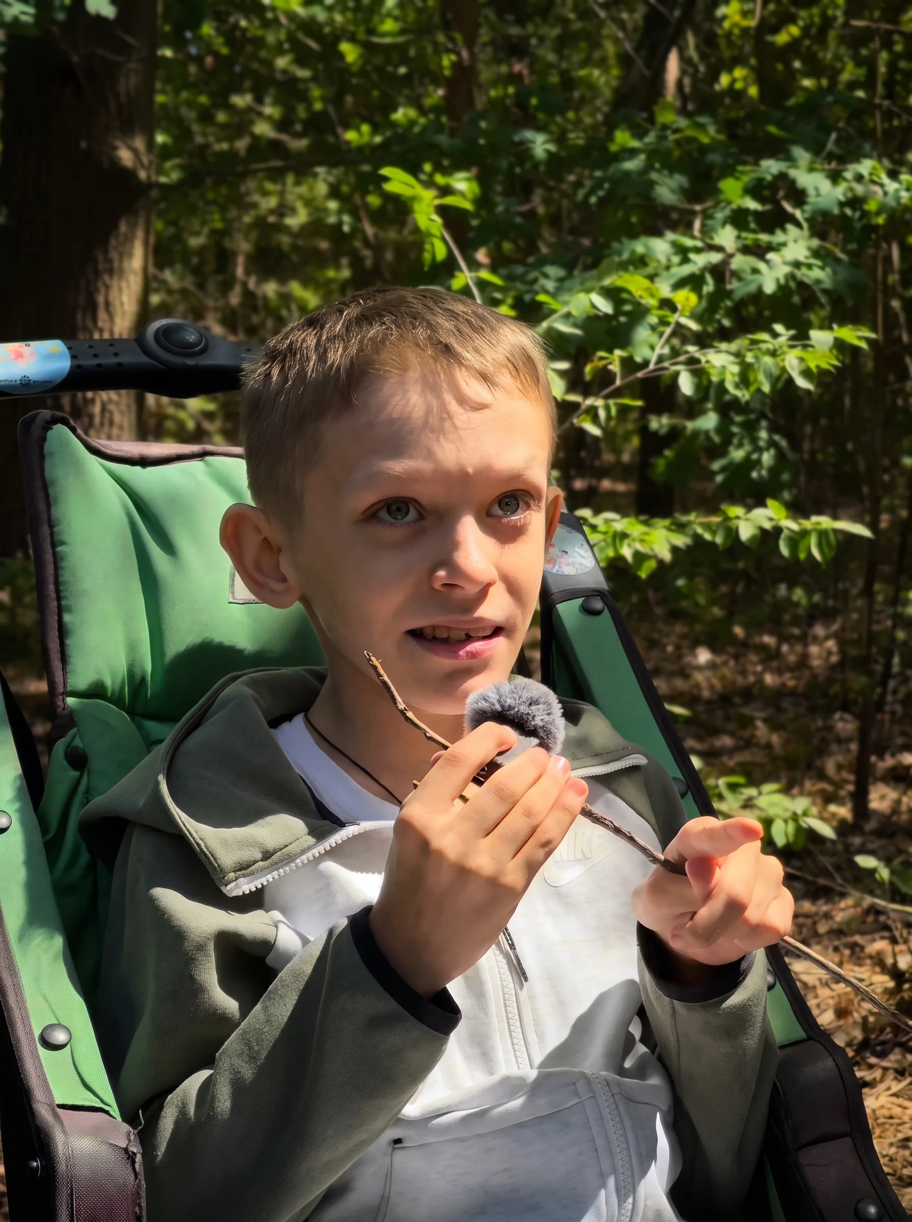Сцена, камеры и команда TITAN во время эфира